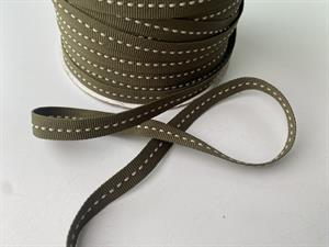 Grosgrain bånd - armygrøn med fin detalje, 10 mm og pakke med 10 meter