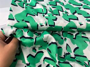 Satinvævet - grafisk mønster i grøn og marineblå på hvid bund