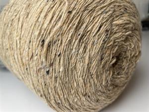Soft DONEGAL - 100% uld i nød med nister, ca. 1 kg