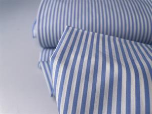 Skjortepoplin - skønne klassiske striber i lyseblå